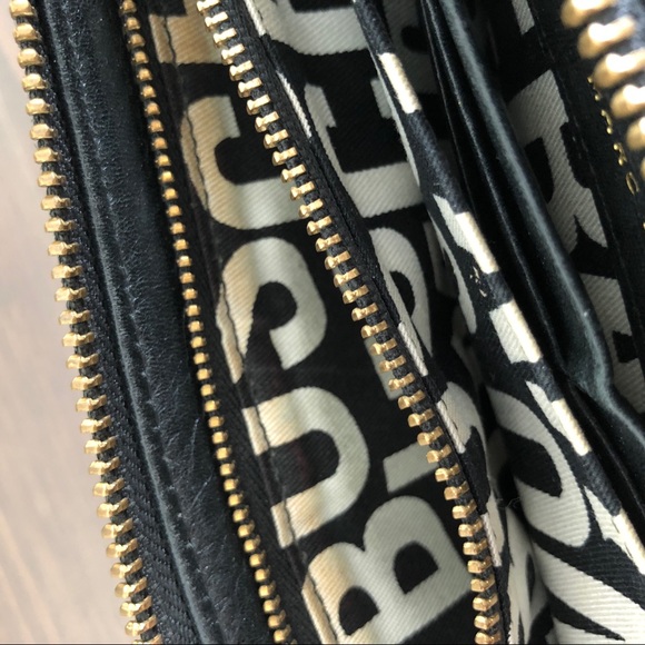 Marc by Marc Jacobs Wallet - Picture 8 of 8